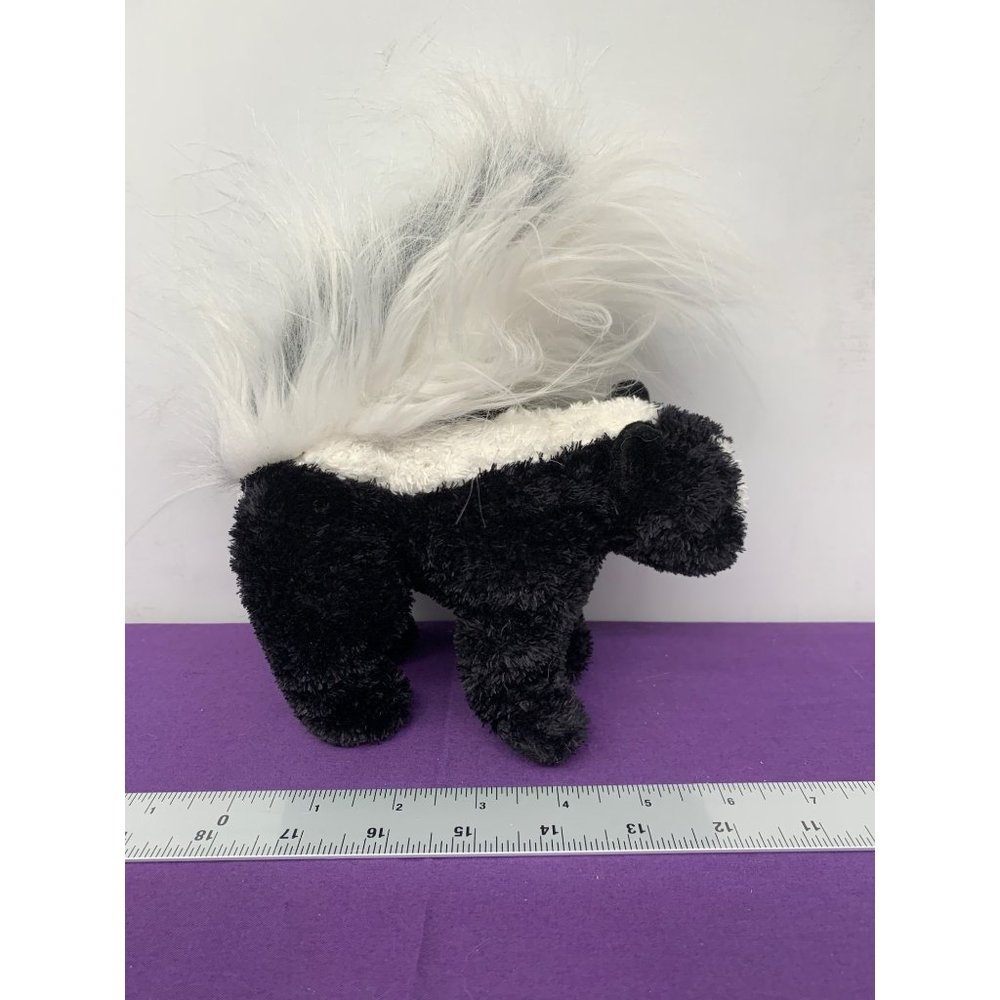 Douglas Cuddle Toys Skunk Plastic Pellets 2008 Item1791.1 7 Inch Black White Sku
